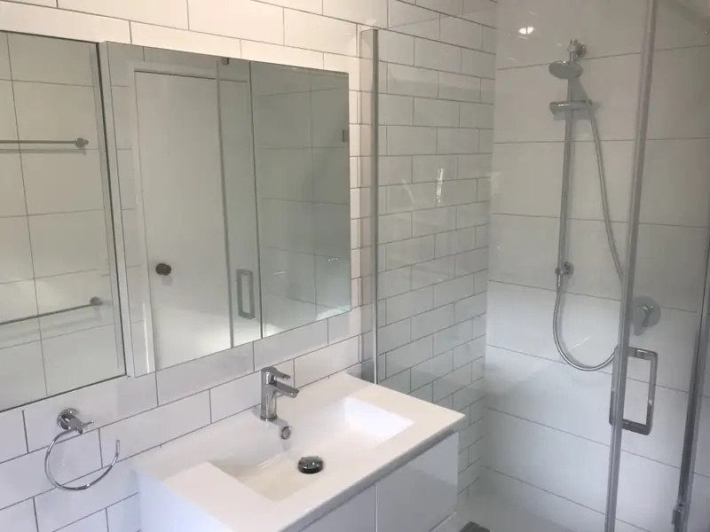 White Modern Bathroom